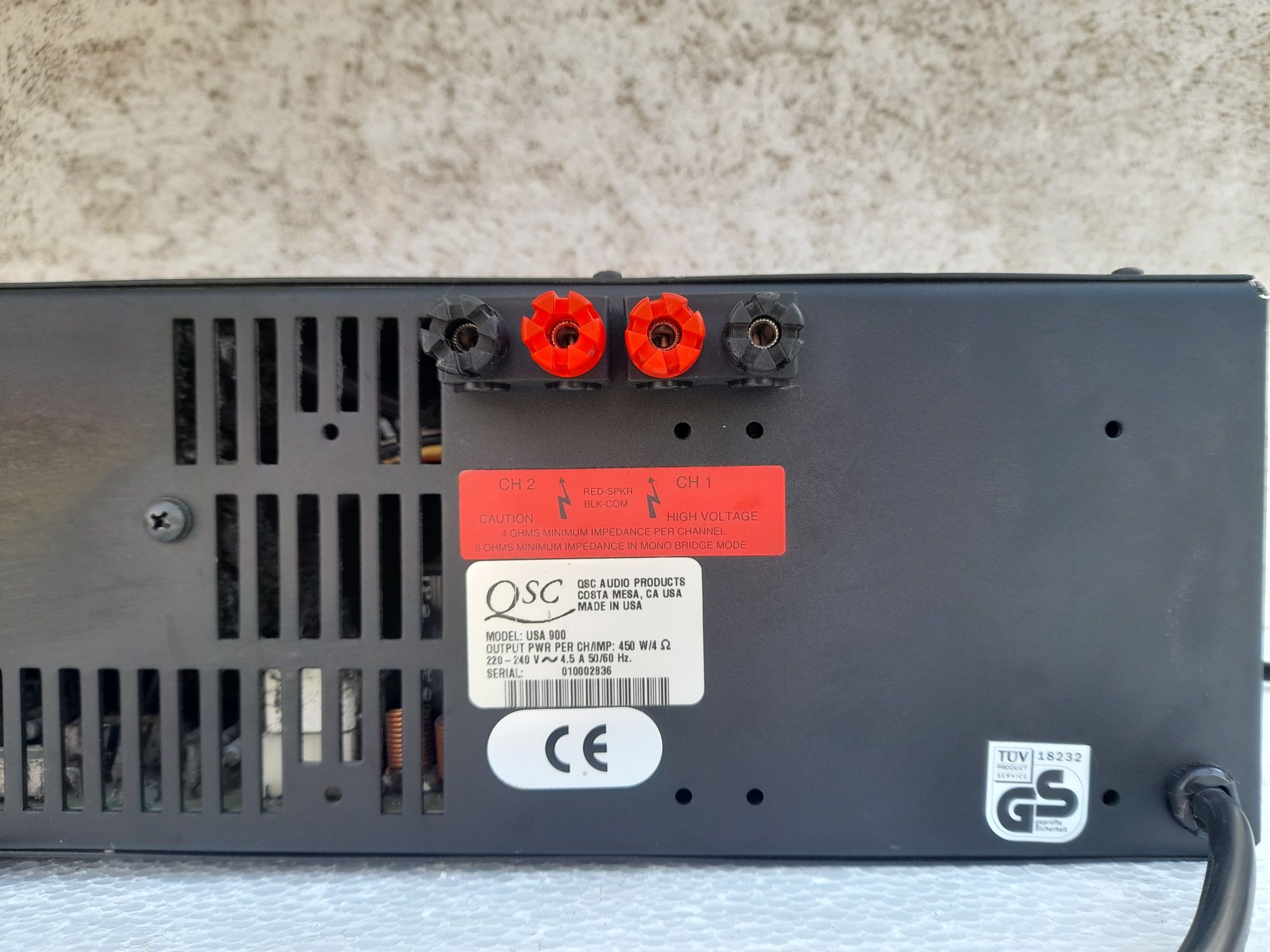 QSC USA900 amplificator putere