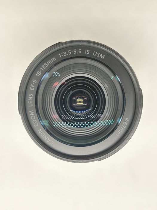 Aparat Foto-Video Canon 90D kit obiectiv 18-135 mm f3.5-5.6