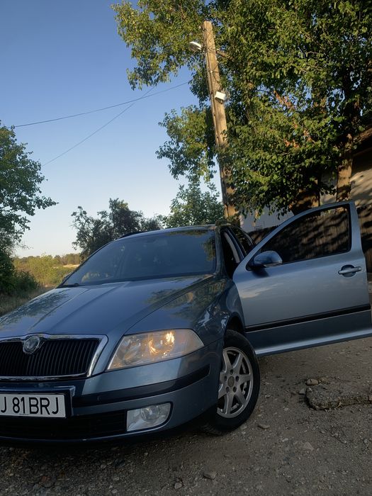 Vand sau schimb Skoda octavia 2 (AUTOMAT DSG)
