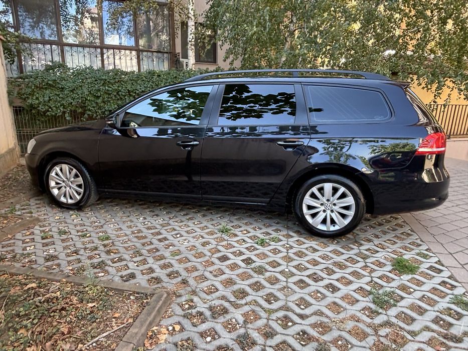 Vând Volkswagen Passat b7