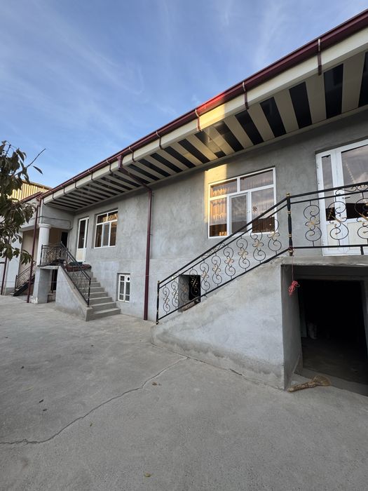 Садридин Айни, дом Заходи и живи. 6 соток 6 комнат