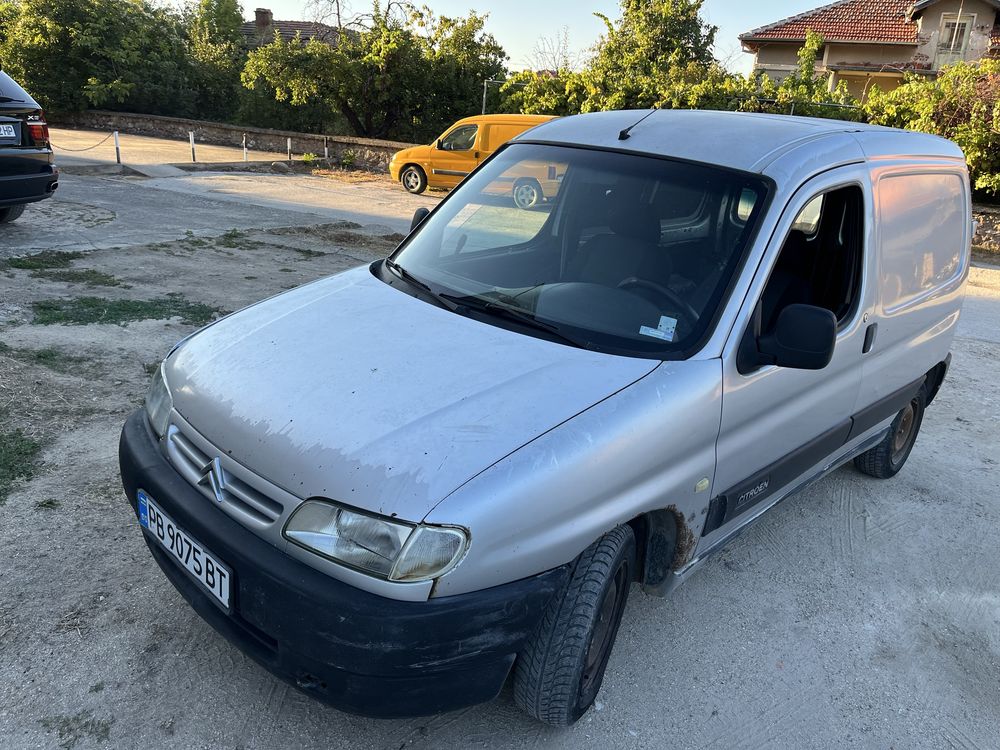 Продавам ситроен