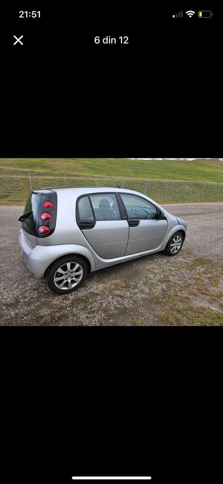 -Vând Smart Foufour 2006 motor 1.1