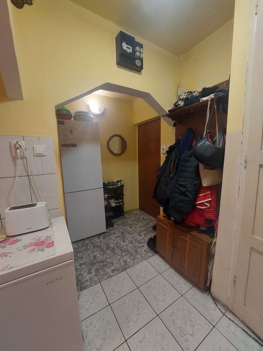 Apartament 3 camere et. 4 46mp² zona 22 decembrie/dorobantilor