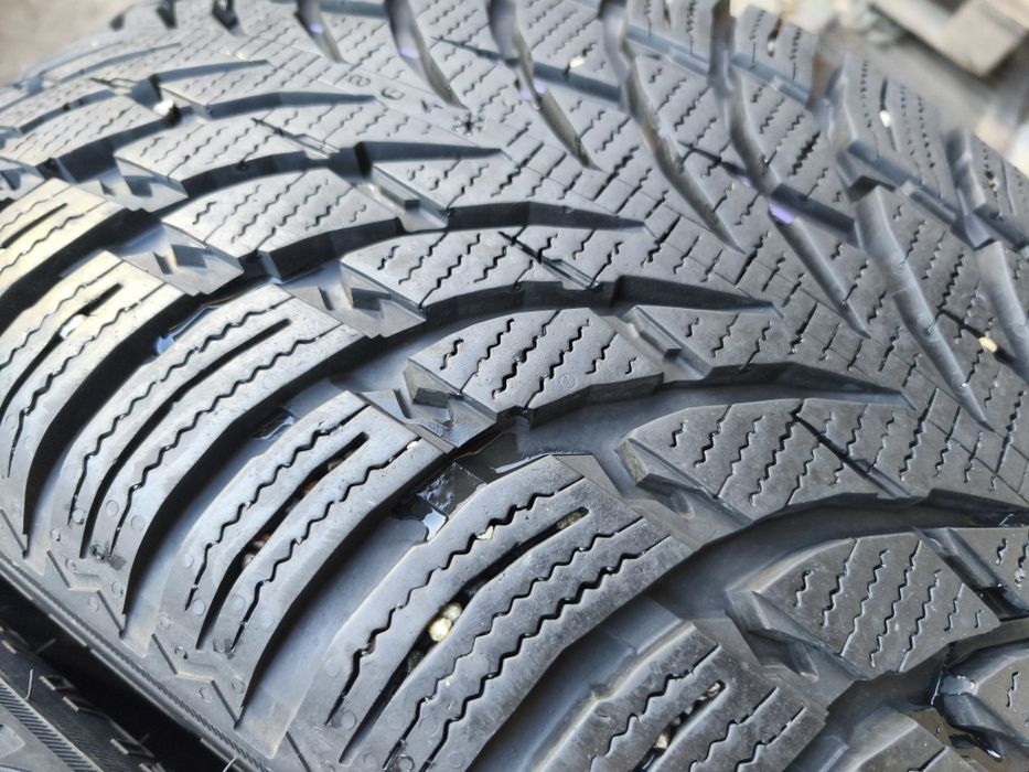 235/55/17" 4бр Nokian wr suv4,dot2920,7mm