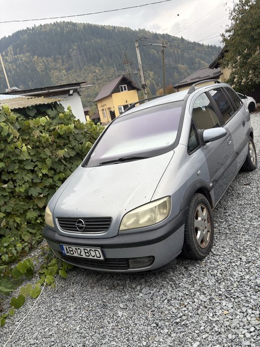 Vănd opel zafira
