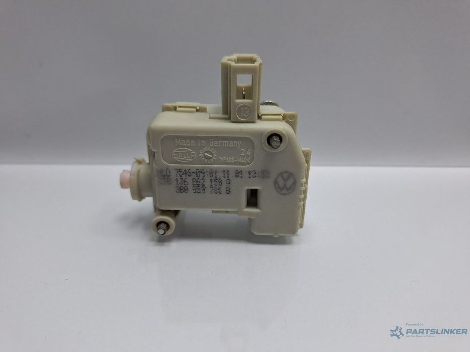 Motoras blocare usita rezervor combustibil VOLKSWAGEN GOLF IV 1J1 1997 - 2007 TDI AGR, ALH 1J6862159B