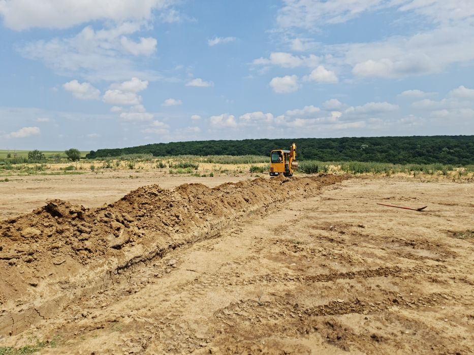 Inchiriez buldo excavator, camion, miniexcavator