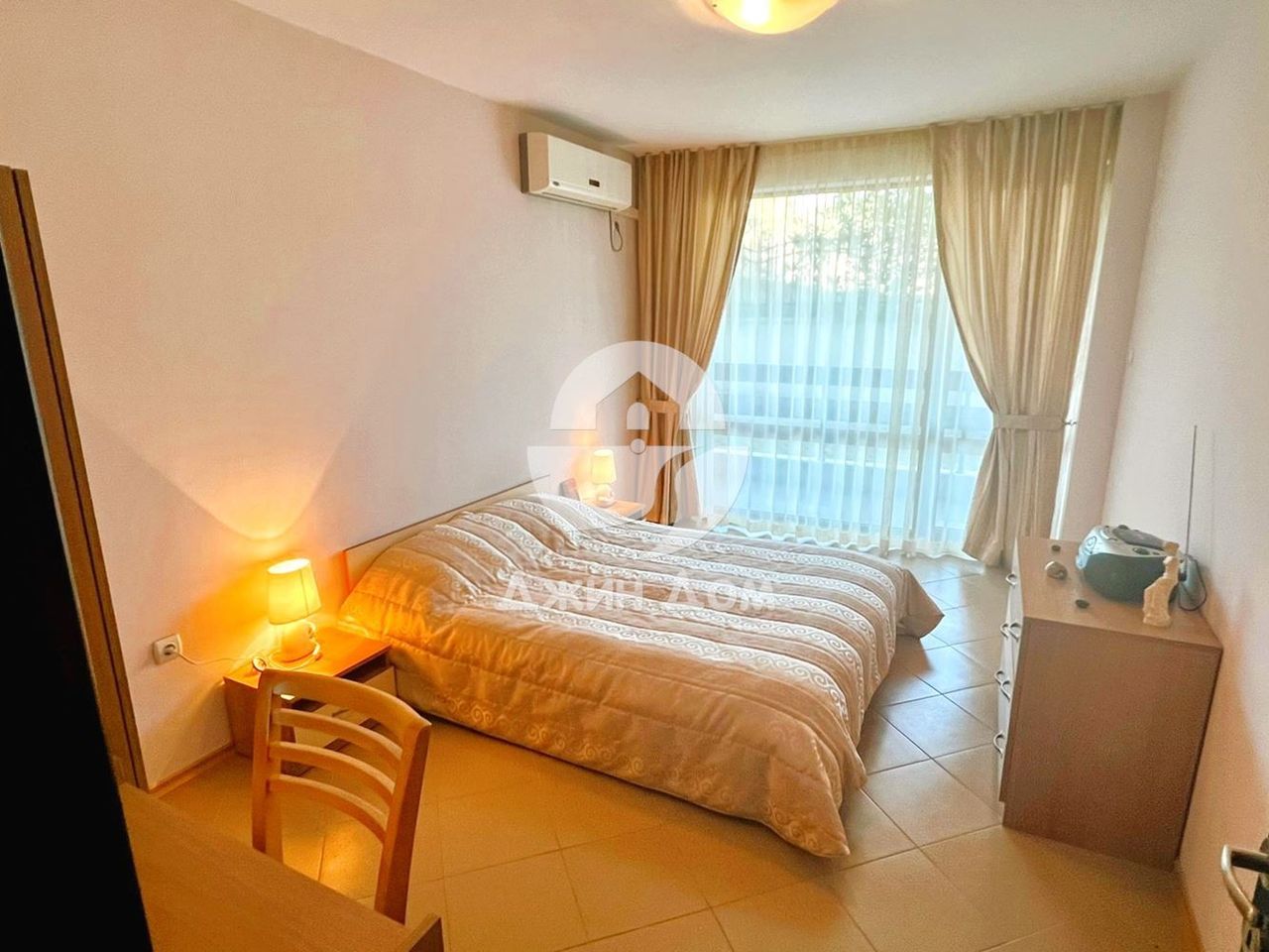 Продава се Двустаен апартамент в с. Кошарица, Област Бургас - 65 кв.м за 954 €/кв.м - Снимка #4