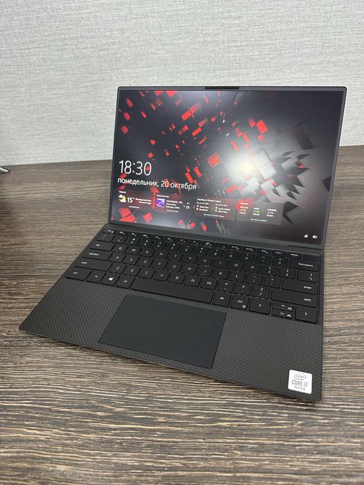 мощный 8-ядерный i7 ноутбук Dell XPS, подсветка клавиатуры