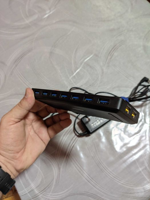 HUB USB TP-LINK UH720 7x USB 3.0 + 2x Fast Charging viteză & siguranță