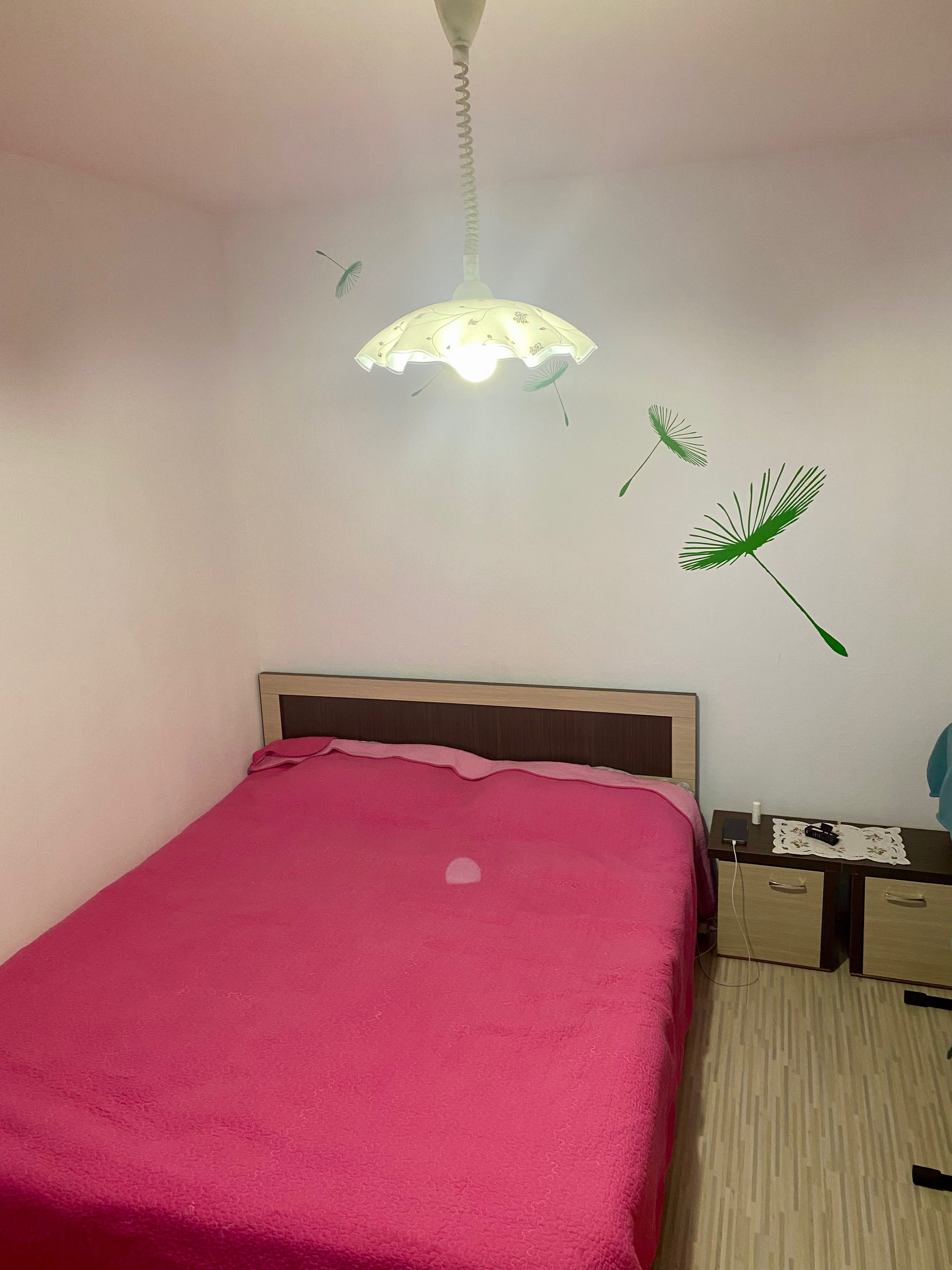 Proprietar închiriez apartament 3 camere