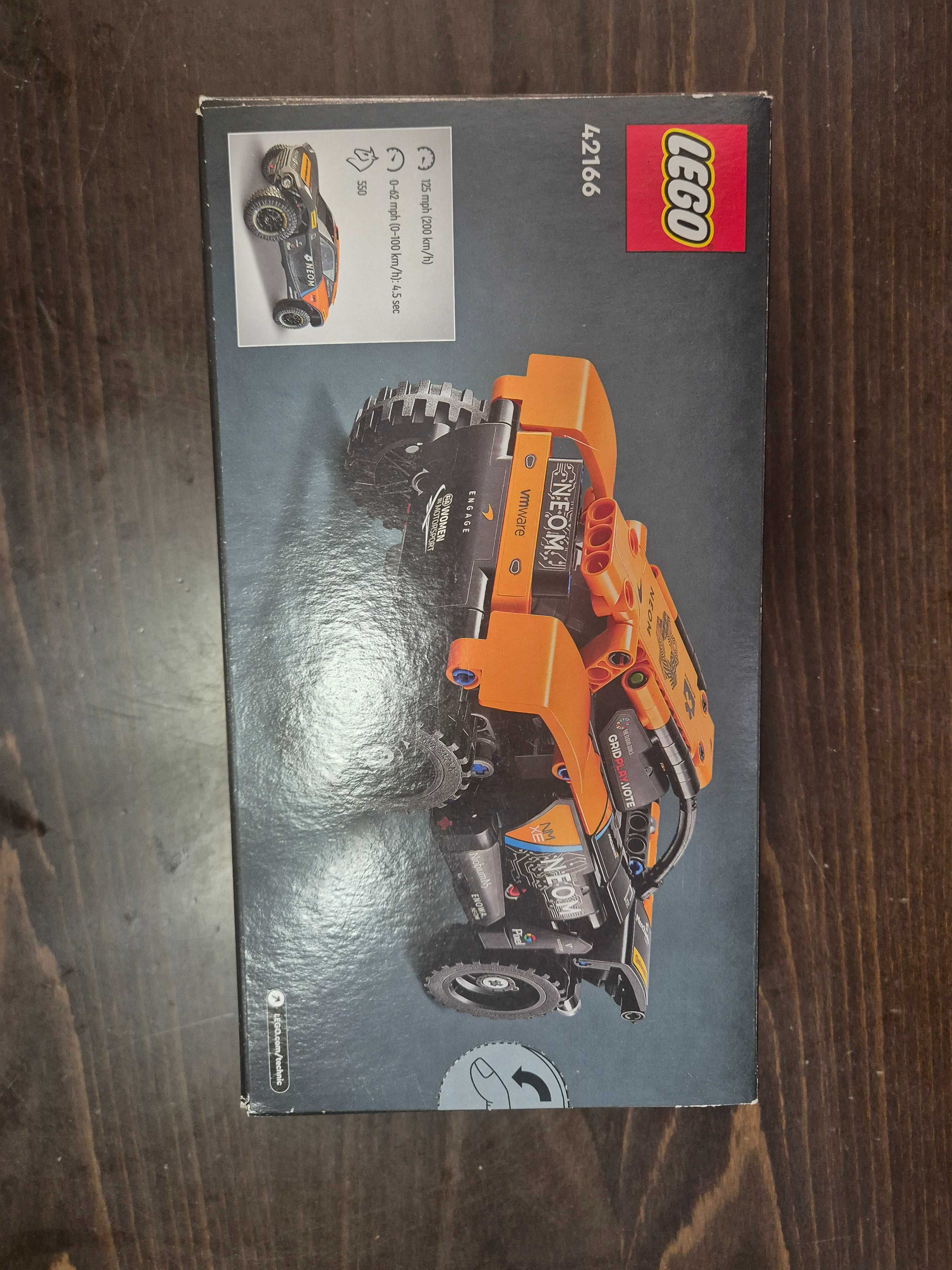 LEGO TECHNIC Състезателна Кола NEOM McLaren Extreme - НЕОТВОРЕНА КУТИЯ