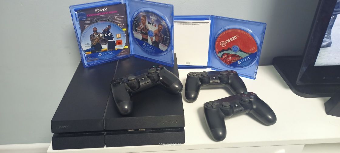 Sony Playstation 4