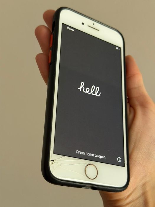 iPhone 8!  В хорошем состоянии