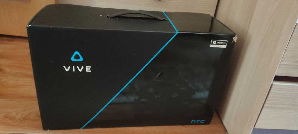 Шлем виртуальной реальности HTC Vive