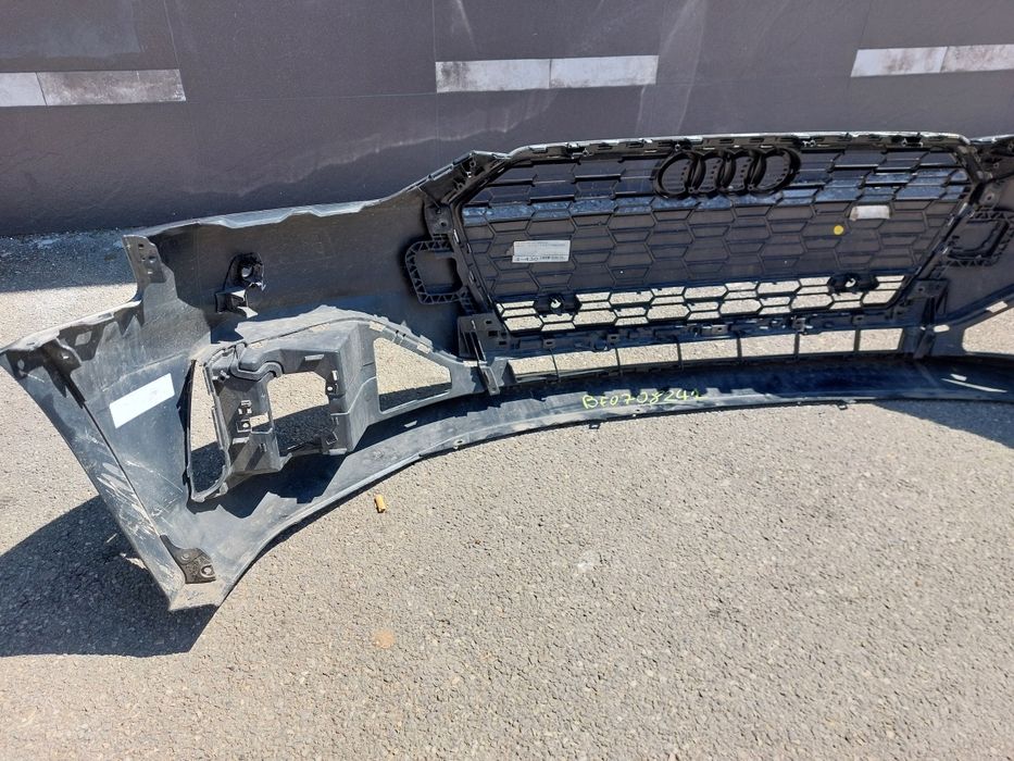 bara fata grila centrala armatura originala audi a5 rs5 8w