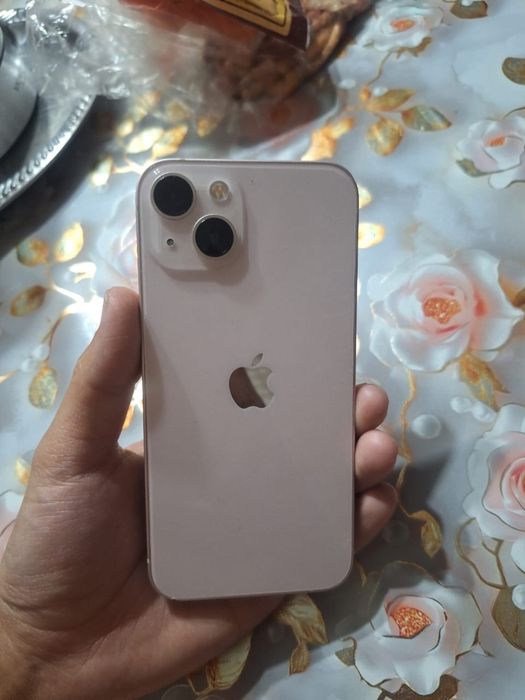 Продам айфон 13 в хорошем состо