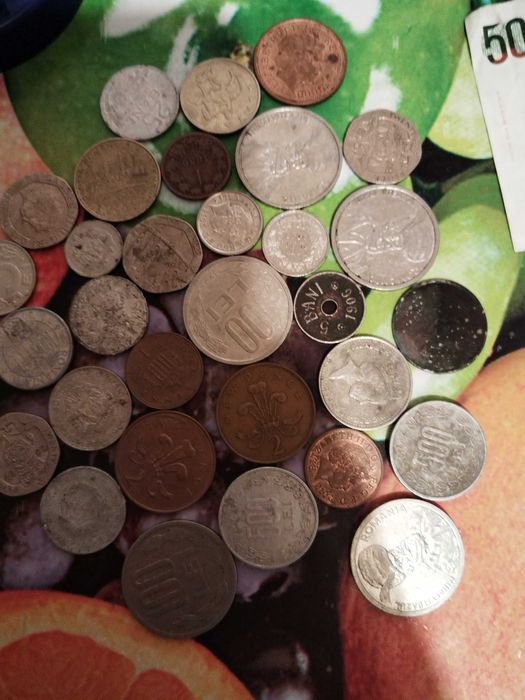 vand monede si bacnote vechi urgent!