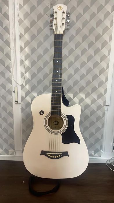 гитара продается