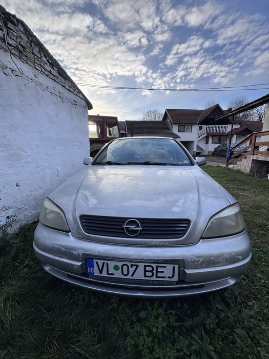 Opel astra…………….