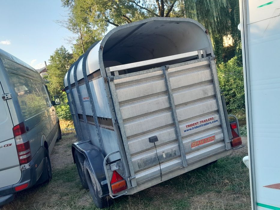 Remorca Bateson! Autorizata Transport Animale!!(Detin 3 Remorci Diferi