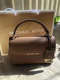 Продам сумку Michael Kors ava small