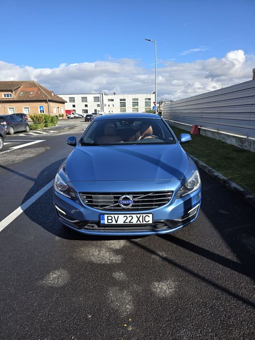 Volvo V60 hibrid 2013