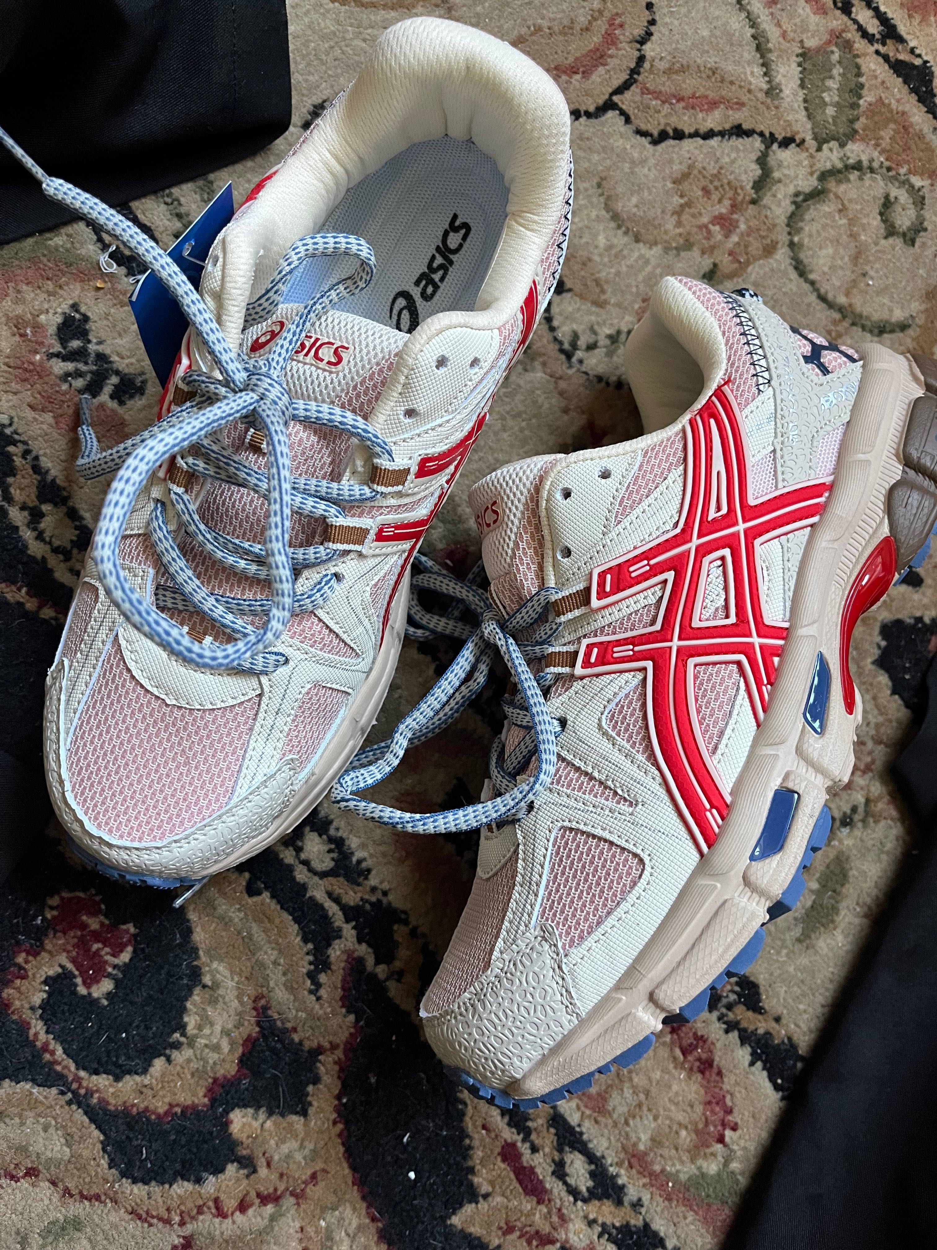 Кроссовки ASICS оригинал с коробкой с пакетом