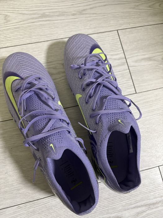 Ghete fotbal Nike Mercurial United Elite