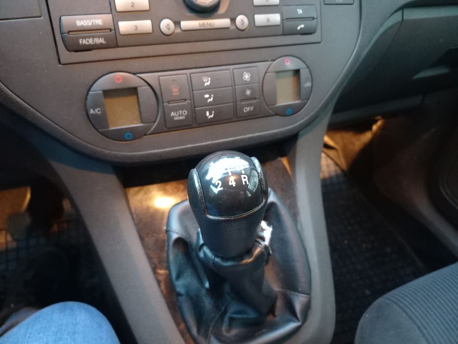 Форд С МАХ бензин