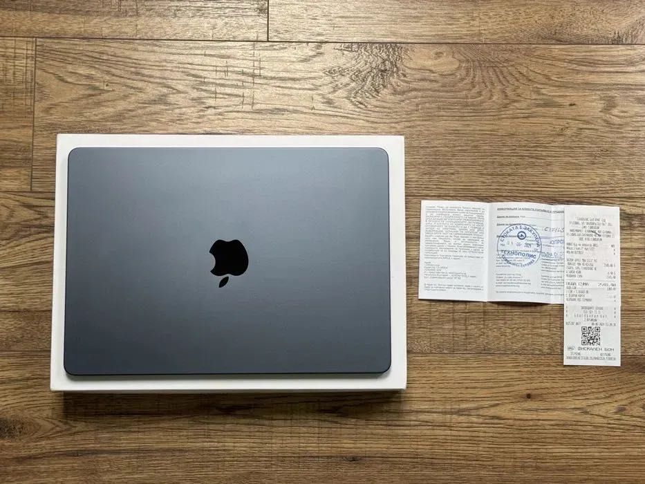 MacBook Air 13,6” M3 256GB SSD Като нов! Гаранция