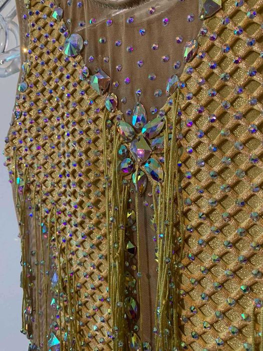 трико за художествена гимнастика