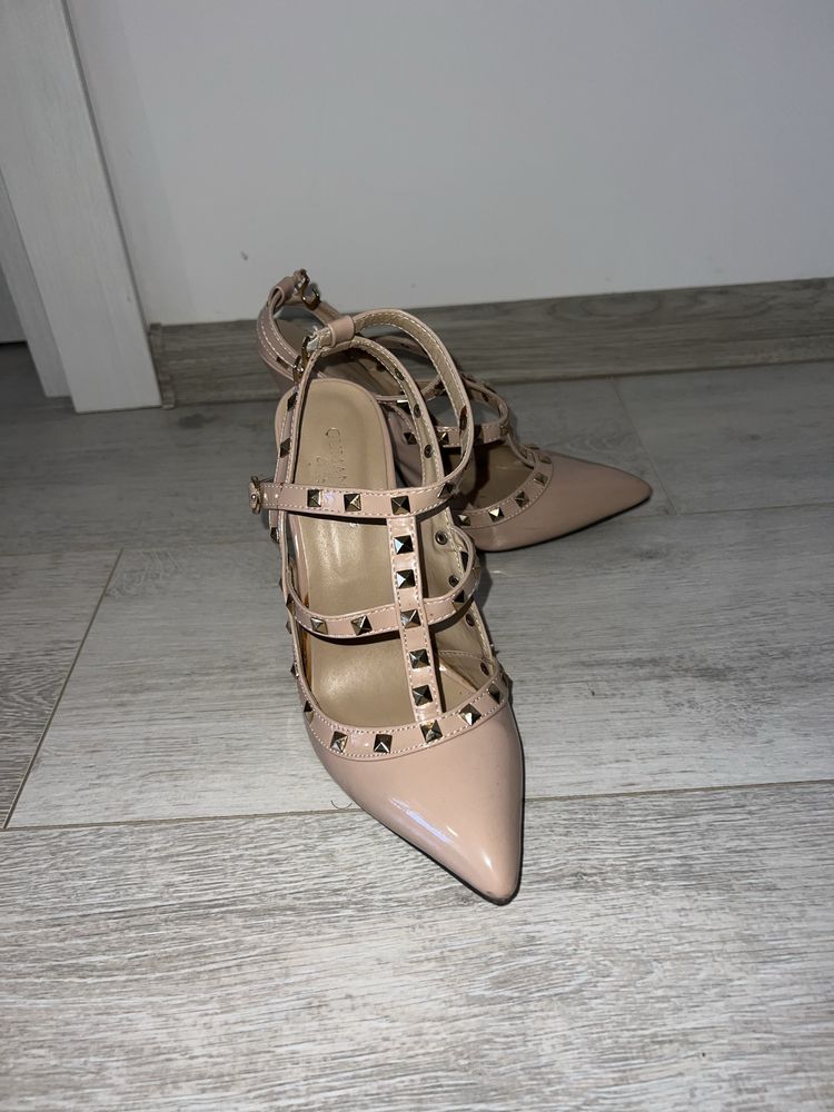 Liu Jo,Puma,Stradivarius