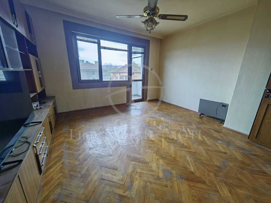 Продава се Многостаен апартамент в Пловдив, Гагарин - 96 кв.м за 2334 €/кв.м - Снимка #1