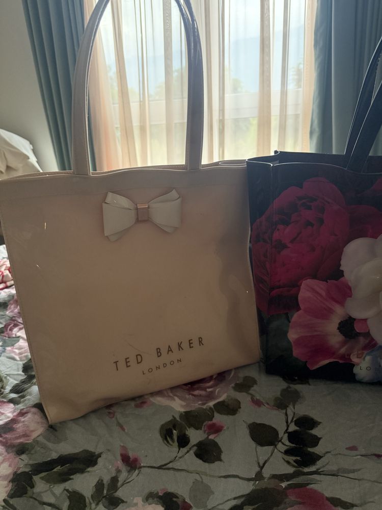 Гумени чанти Ted Baker