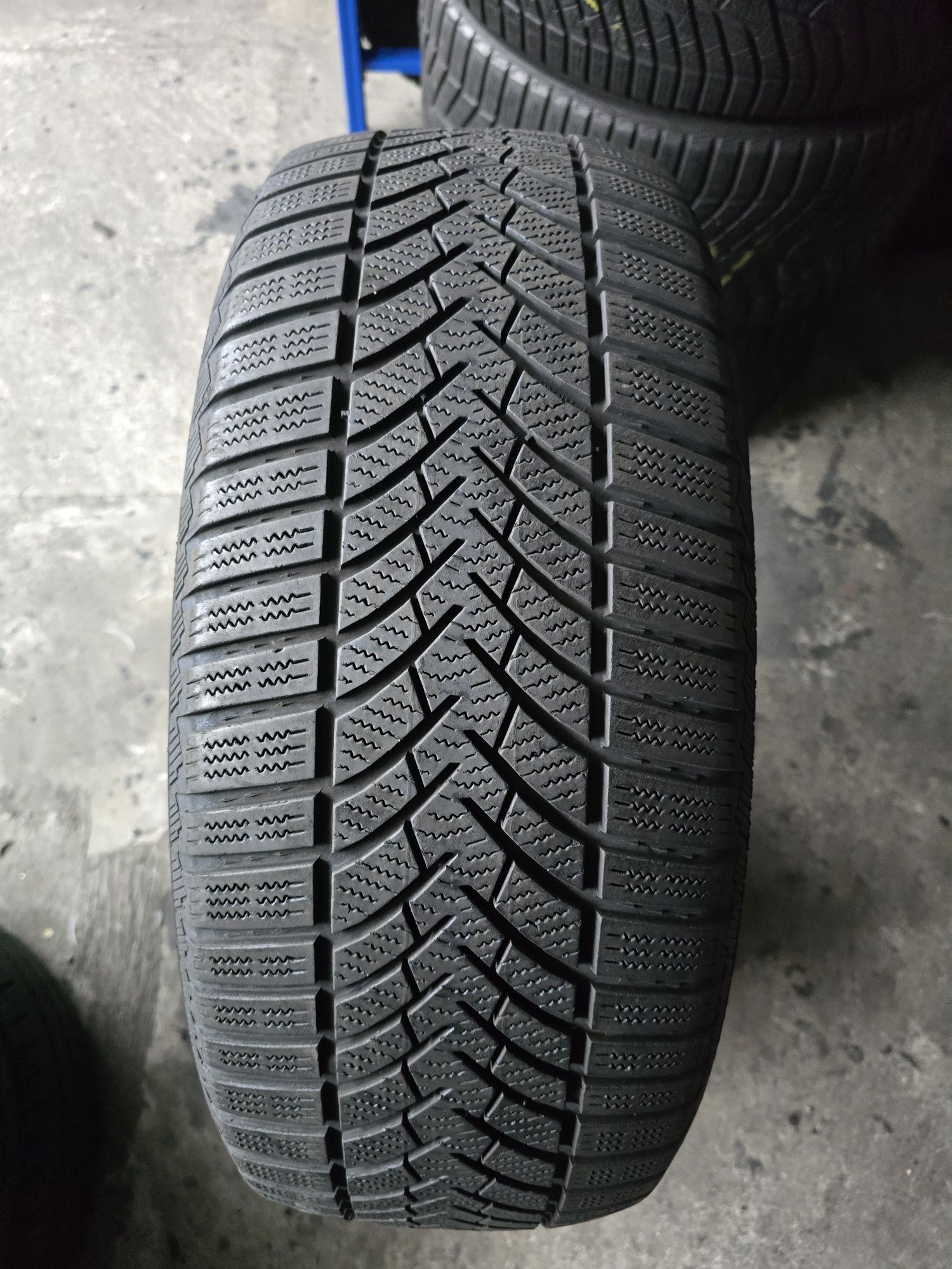 Semperit 235/55 R18 104H MS iarnă