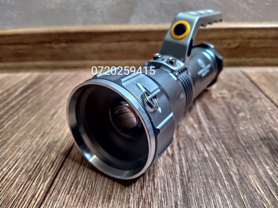 Lanterna Led, CREE XM-L T6, 4 Moduri de Iluminare, 3 Acumulatori
