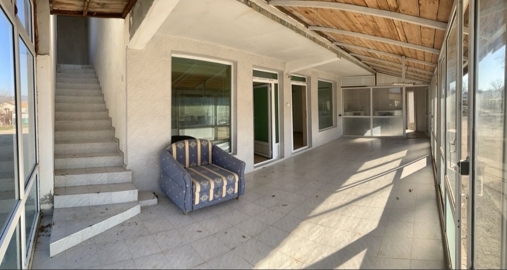 Дава се под наем Къща в с. Порой, Област Бургас - 150 кв.м за 459 € - Снимка #2