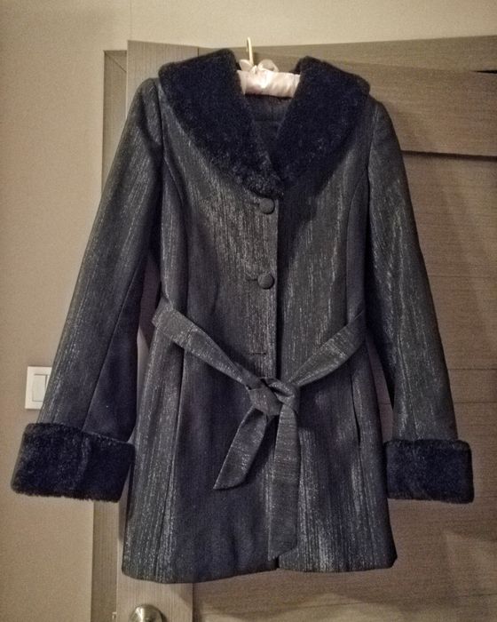 Palton, jacheta, trench, geaca eleganta cu blanita, blana, marime M