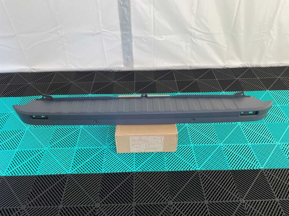 Bara spate Renault Trafic 3 2014+ Vivaro noua originala senzori