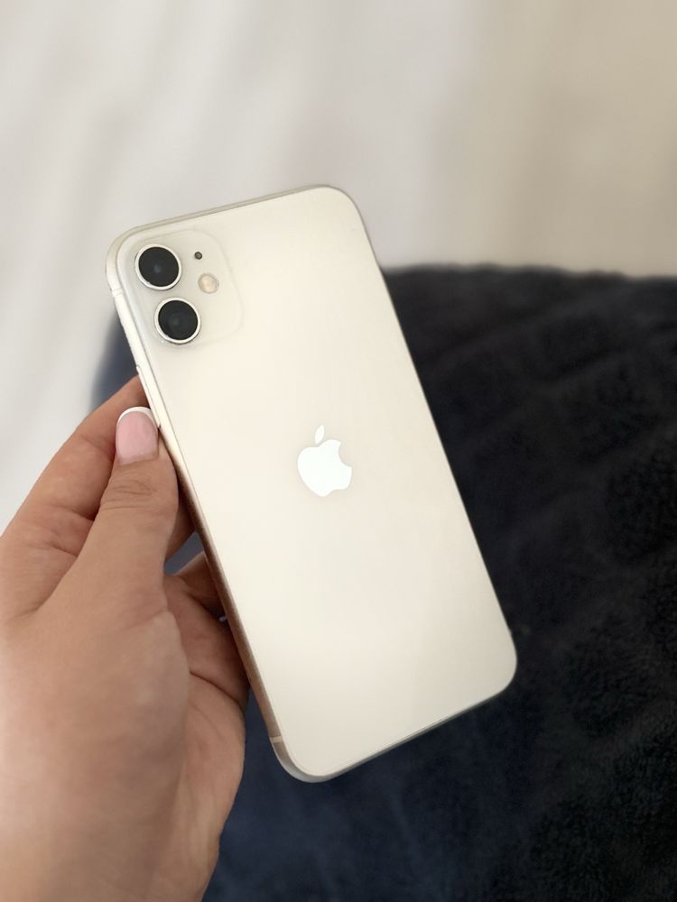 Iphone 11 продается