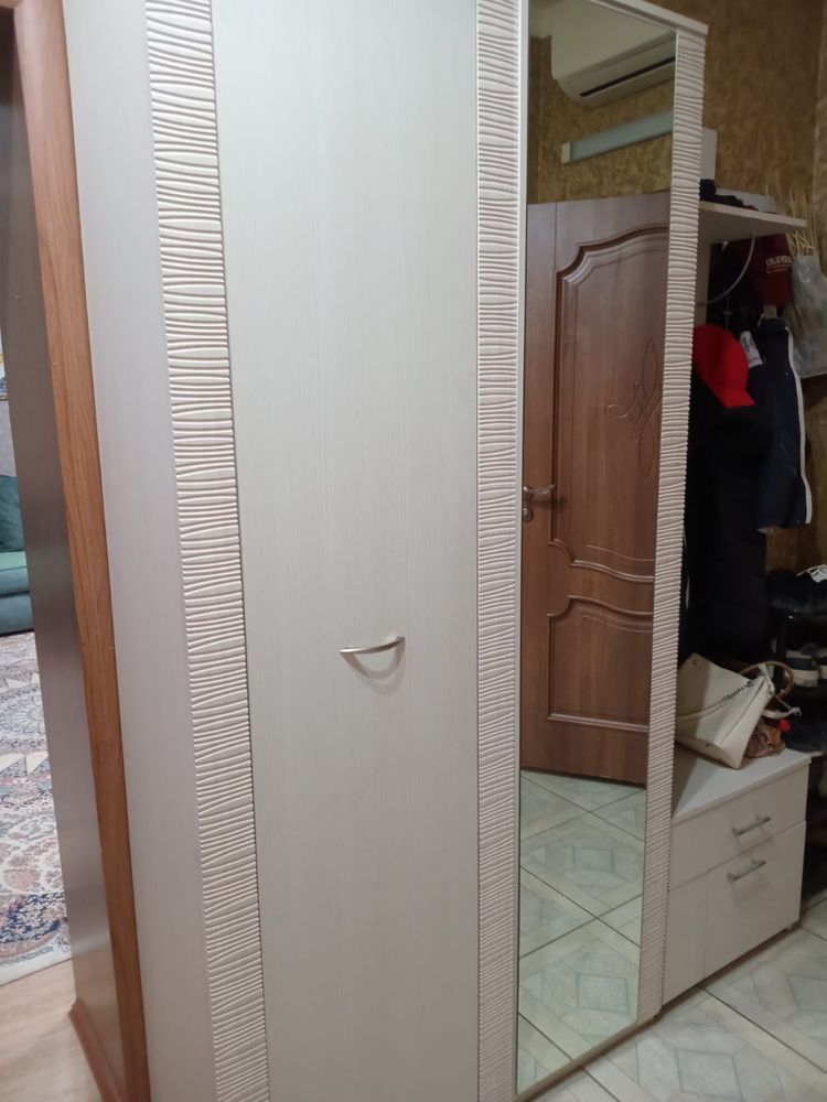 Продается прихожая