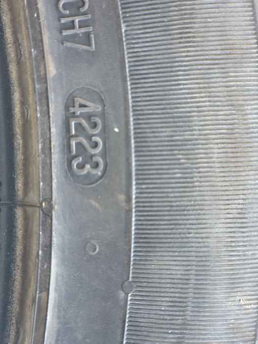 Continental 255/45/20