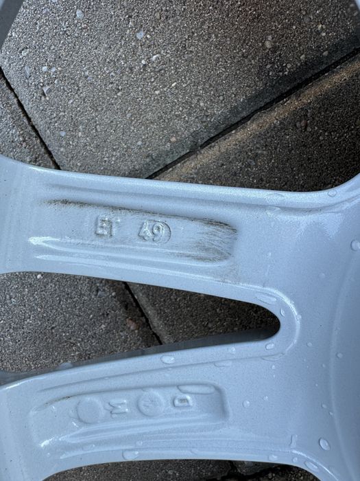 Jante aluminiu R17  (vw,audi,seat) anvelope iarna