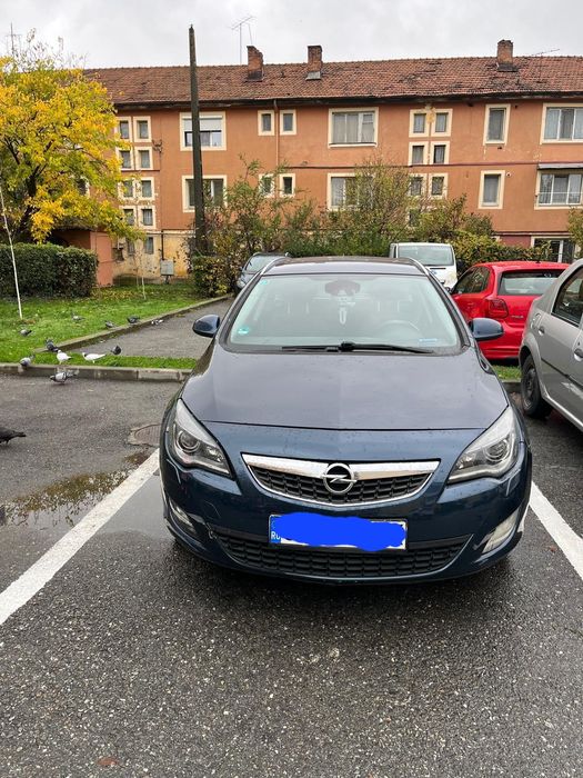 Opel Astra J Sports Tourer