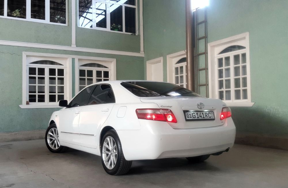 Срочно автомобиль Тойота Камри 40, сотилади