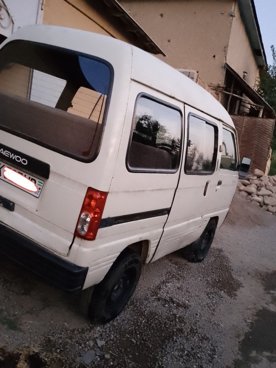 Damas Sotiladi2004 yil narxi 2200 kelishadigan joyi bor Mator qilingan