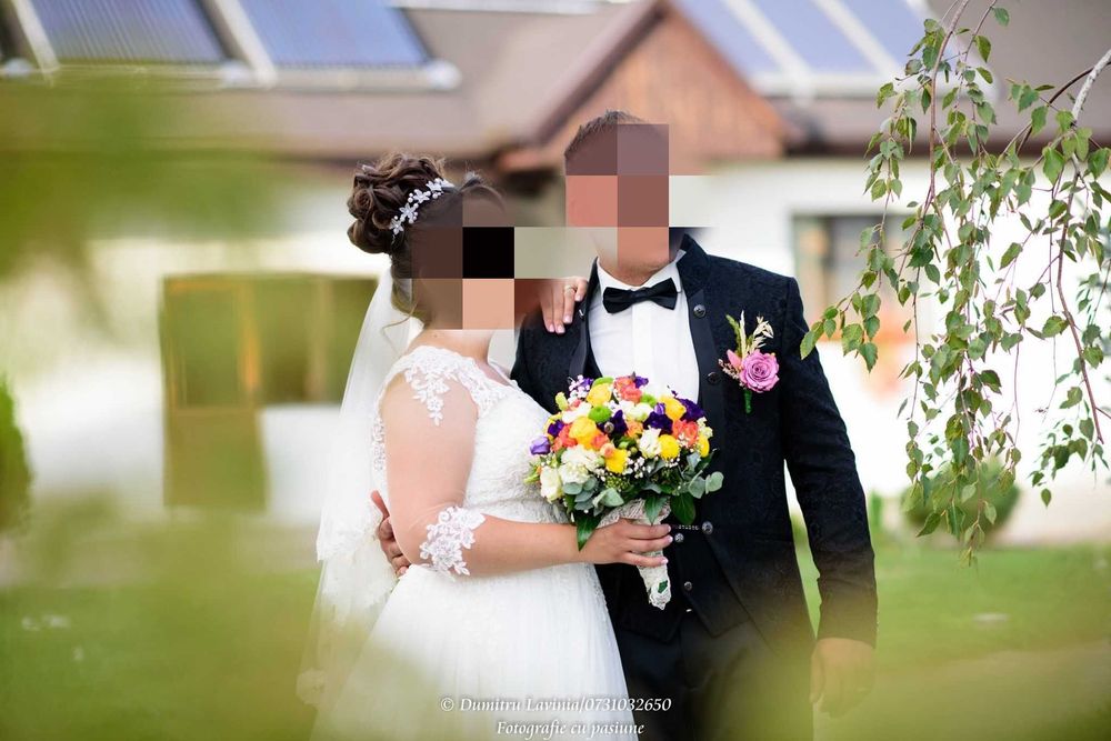 Vând costum de ginere