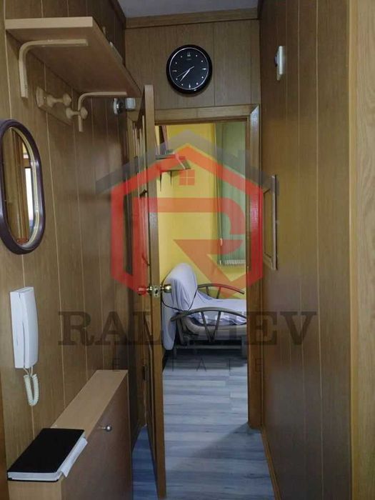 Дава се под наем Двустаен апартамент в Варна, Възраждане 3 - 60 кв.м за 331.5 € - Снимка #3